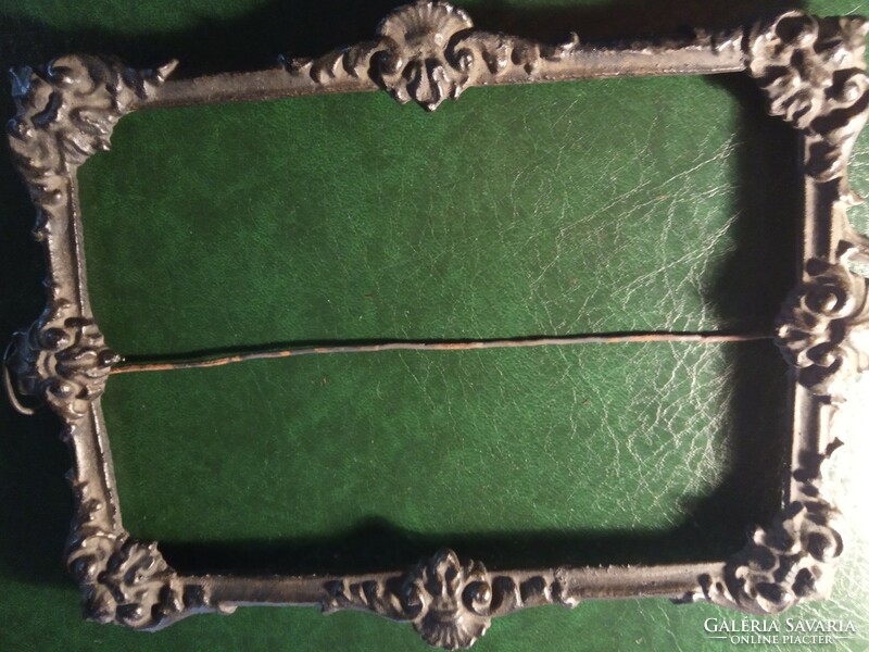 Patinás antik vasöntvény asztali képkeret képtartó 1850-es évek