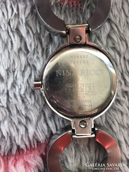 Nina Ricci női karóra ( ékszeróra)  eladó