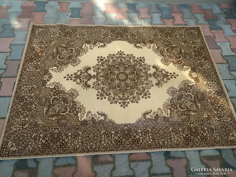 Carpet, tapestry
