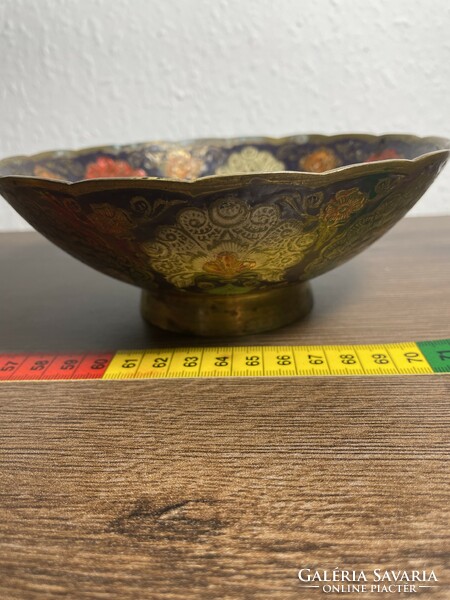 2 Copper bowls, nicely chiselled and painted