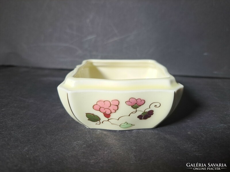 Zsolnay hand-painted bonbonier - porcelain candy box with flower pattern