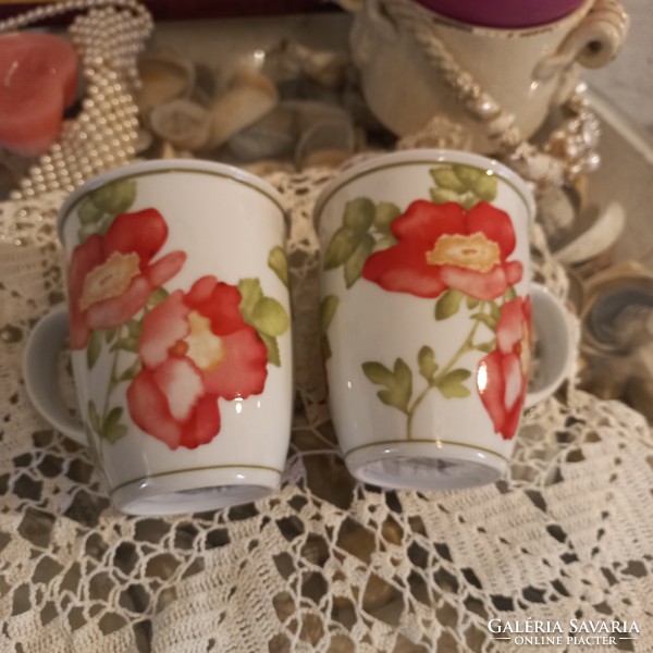 2 high-quality mugs