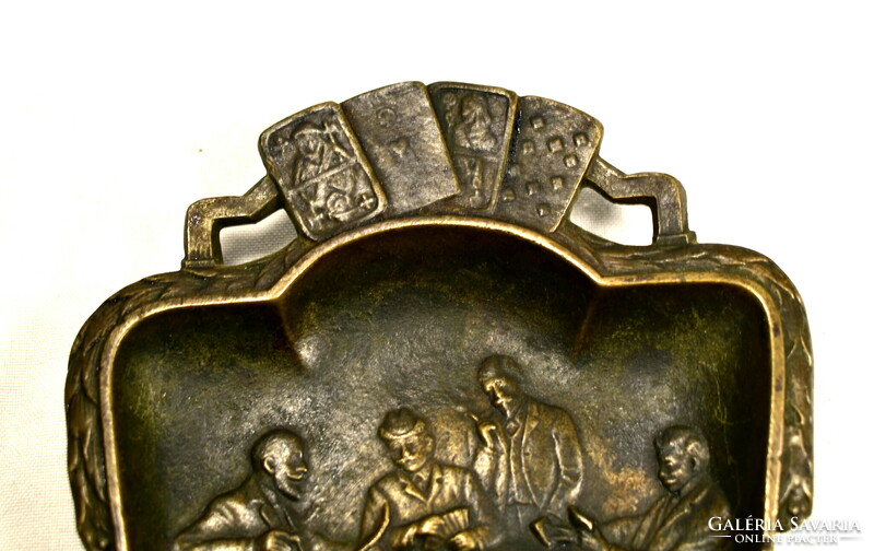 XX. sz első fele " KÁRTYA PARTY " bronz asztaldísz - hamus