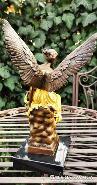 Győztes arkangyal - Meseszép bronz szobor