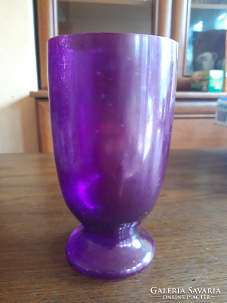Régi lila fújt fátyolüveg váza - 18 cm - ritkaság