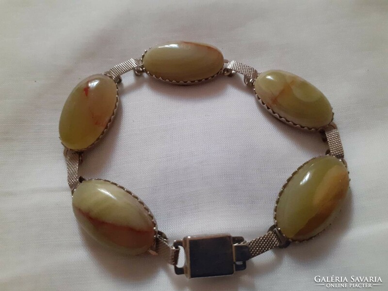 Very nice mineral (maybe agate) bracelet