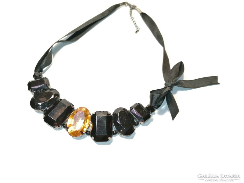 Black rhinestone collar (940)