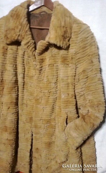 Designer women's real fur coat - from Germany - size 40