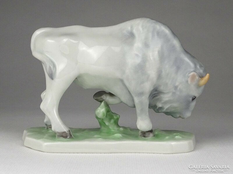 1L614 old rare Herend porcelain bison 13 cm
