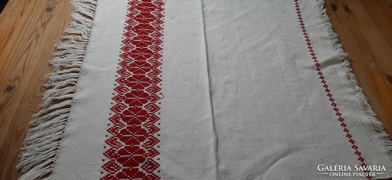Folk linen with red embroidery 85 x 55 cm.
