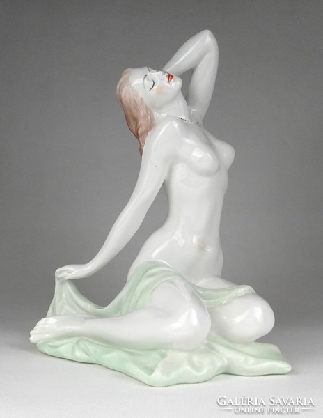 1L619 old rare aquincum porcelain seated female nude statue 24 cm