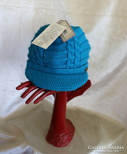 Women's heavy tools silt hat in turquoise color