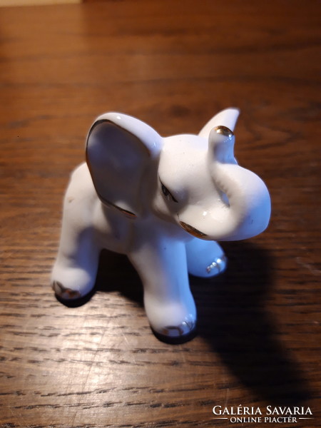 Biscuit - porcelain elephant