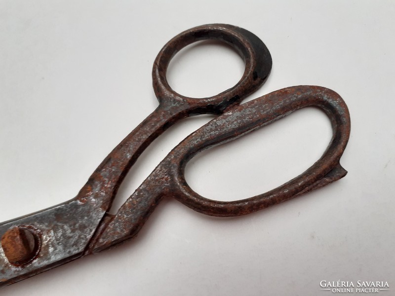 Old big iron scissors 26 cm