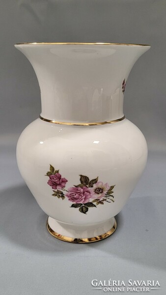 Aquincumi's large vase