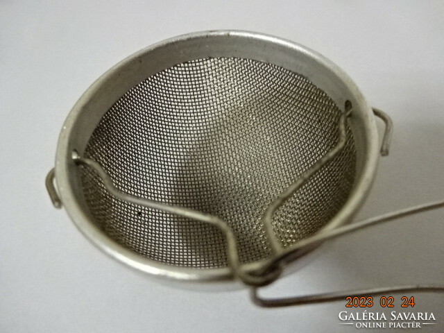 Metal tea strainer, diameter 4 cm. Jokai.