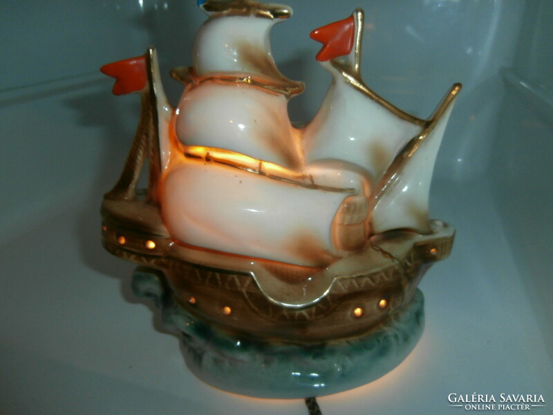 Porcelán hajó- hangulat lámpa