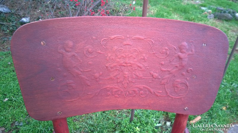 Original thonet chair sign. For a printed pattern flower holder, for decorative purposes, for display