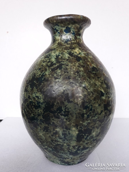 Retro potty ceramic vase with a marbled pattern