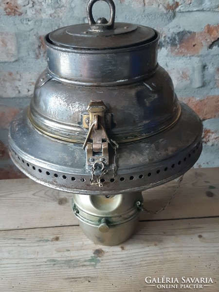 Collector's bulpitt & son 1944 boat lamp