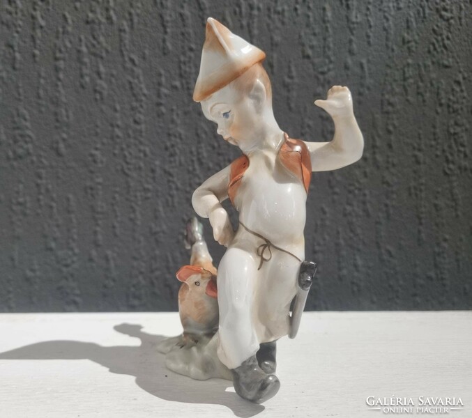 Herendi kisfiú kakassal porcelán szobor - 51113