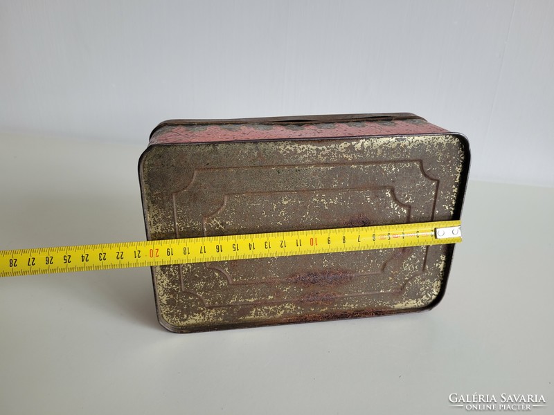 Old metal box with snow flower pattern, vintage Saint Stephen chicory coffee supplement box