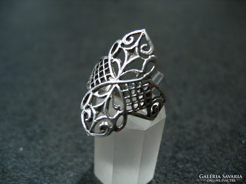 Openwork lace pattern silver ring