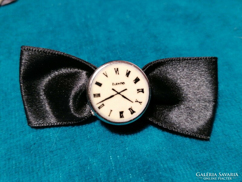 Retro brooches, hat, rose bow(951)