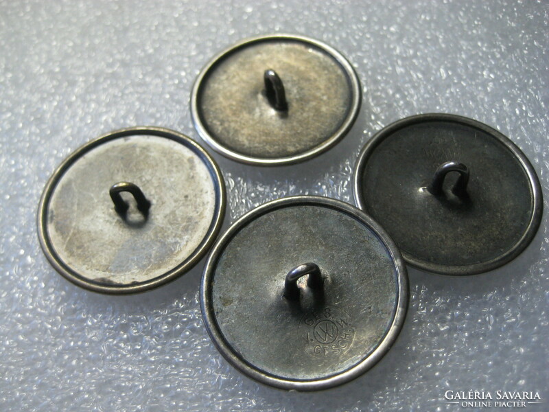 Military buttons, 4 pieces 28 mm
