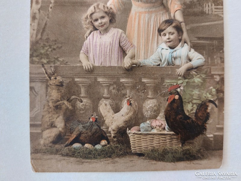 Régi húsvéti képeslap fotó levelezőlap hölgy gyerekek csirke tojás