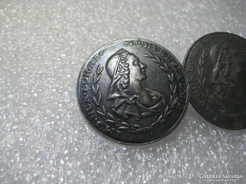 Military buttons, 2 pieces 27 mm