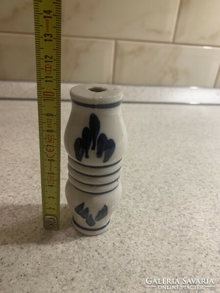 Porcelain handle