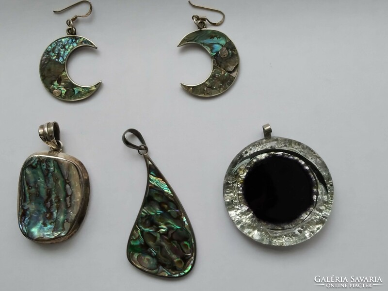 Shell earrings and shell pendants