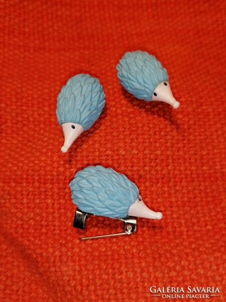 Hedgehog brooch with earrings (959)