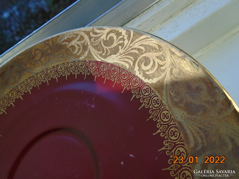 Aranybrokát bordó kézzel festett tányér