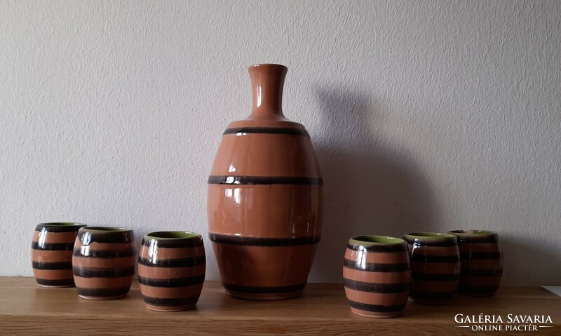 Guard glazed ceramic set
