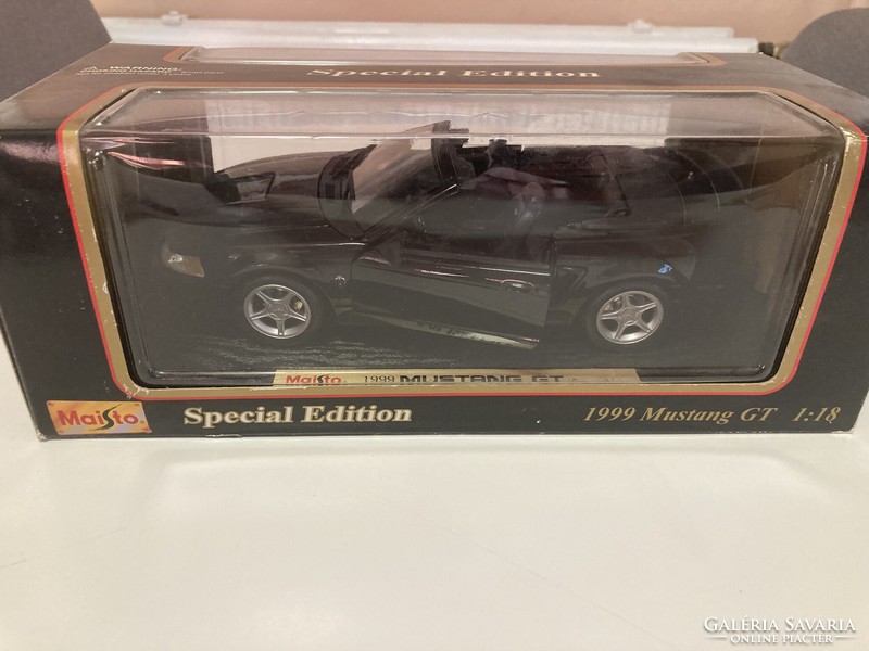 Maisto 1999 Mustang GT convertible Special Edition 1:18