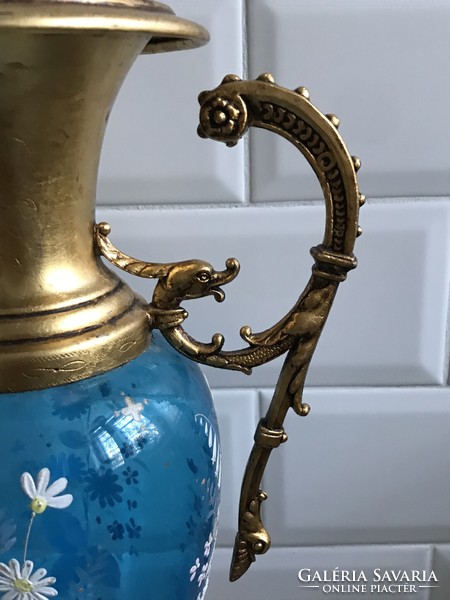 Antik Moser váza aranyozott fém talppal és fülekkel, 42 cm magas