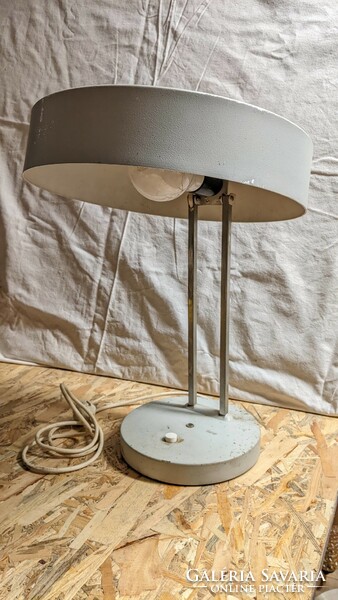 Sis table lamp (model 810)