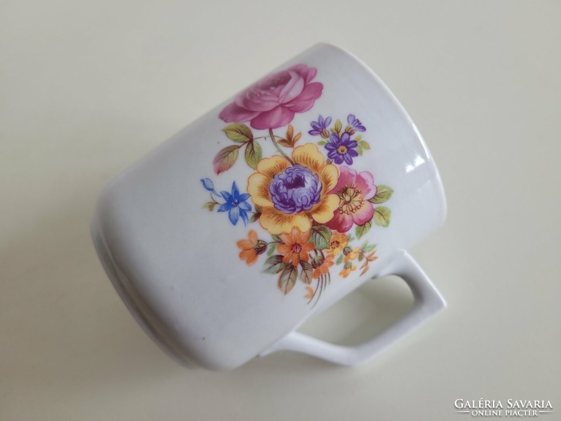Régi Zsolnay porcelán bögre virágmintás teás csésze
