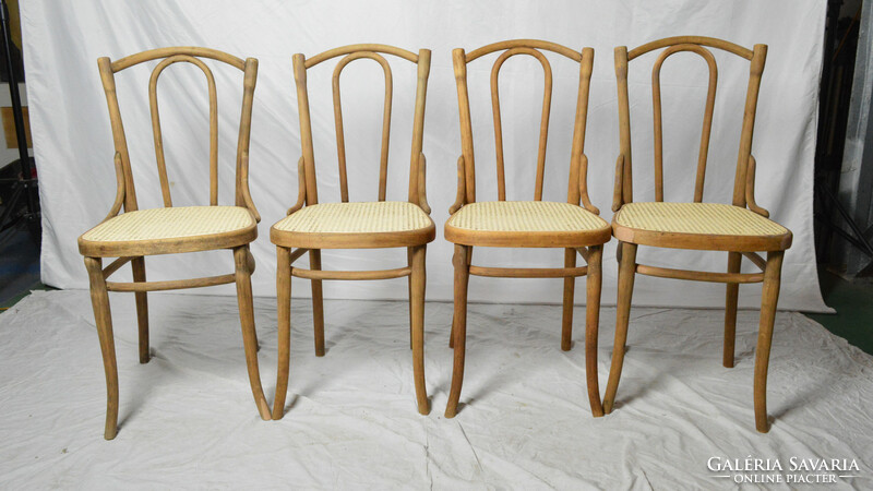 4 antique thonet chairs (refurbished)