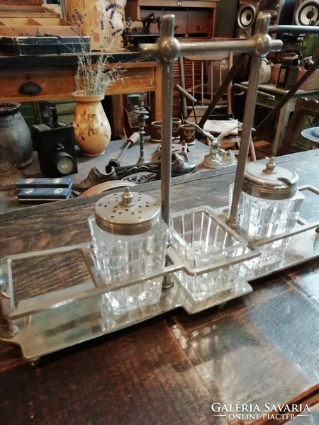 Szecessziós szép állapotú só-bors tartó, asztali fűszertároló, 20. század elejéről
