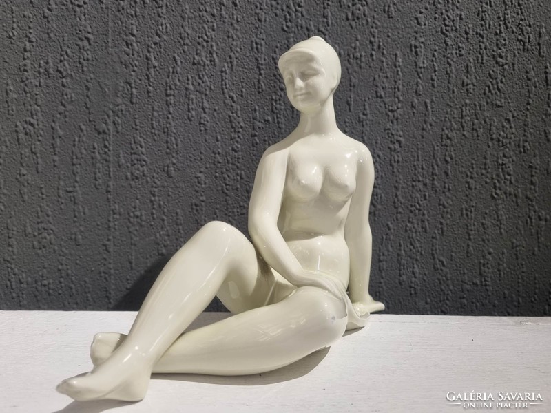 Hollóházi porcelán női akt szobor - 51118