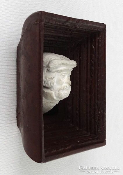1M370 old plaster head portrait in a wooden frame 13.5 X 11.5 Cm
