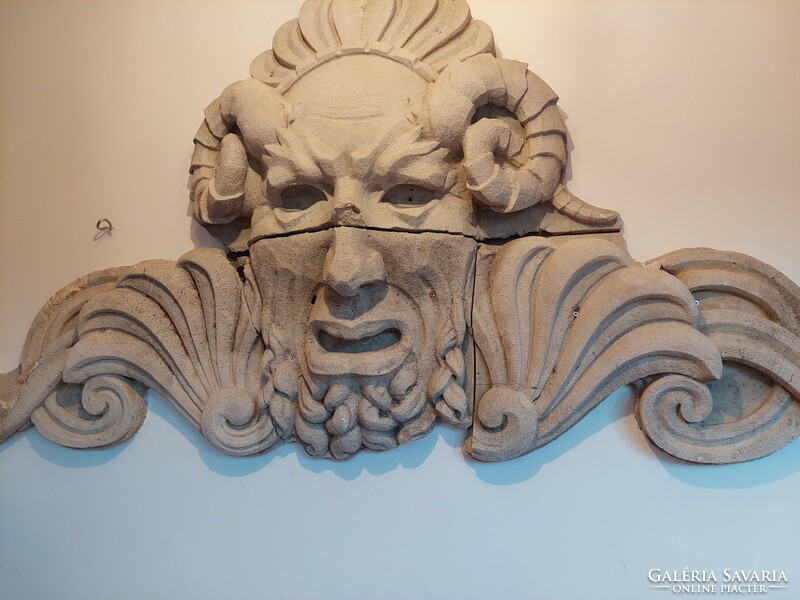 Building decoration - gargoyle huge antique 1920! 3 meters x 1.65 m.