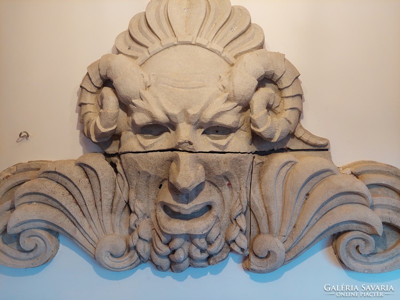 Building decoration - gargoyle huge antique 1920! 3 meters x 1.65 m.