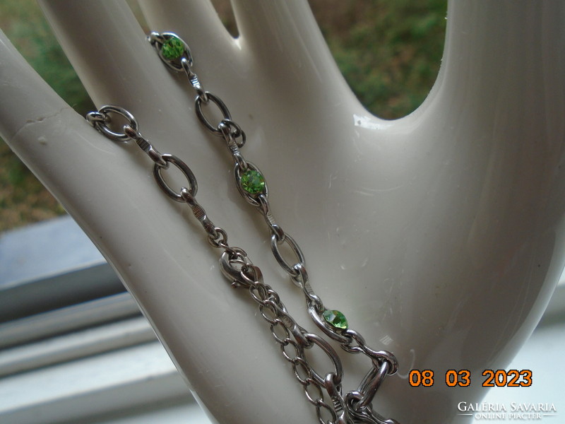 Logo-marked silver-plated bracelet with polished faceted green stones
