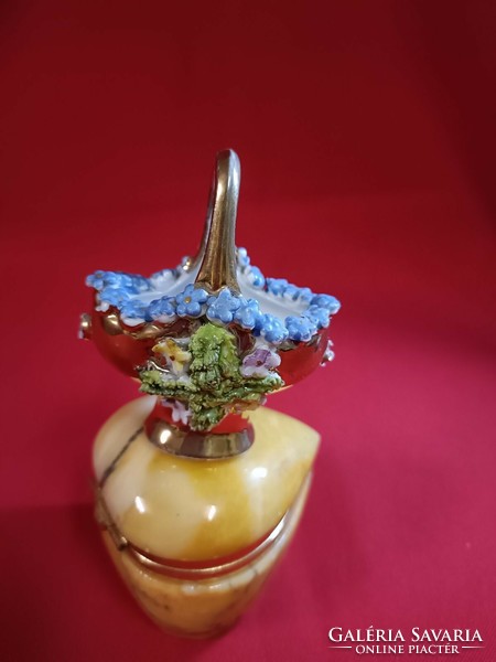 Kosár alakú kis miniatűr váza!