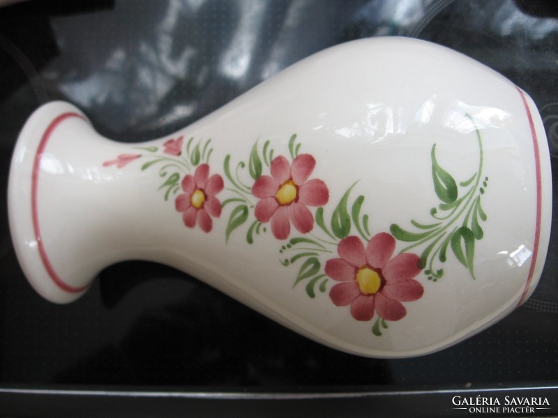 Shabby retro wechsler majolica vase hand painted