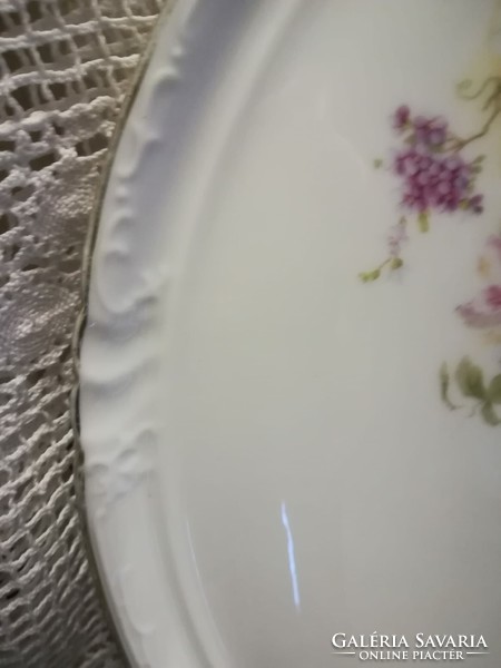 Porcelain cake plate, offering